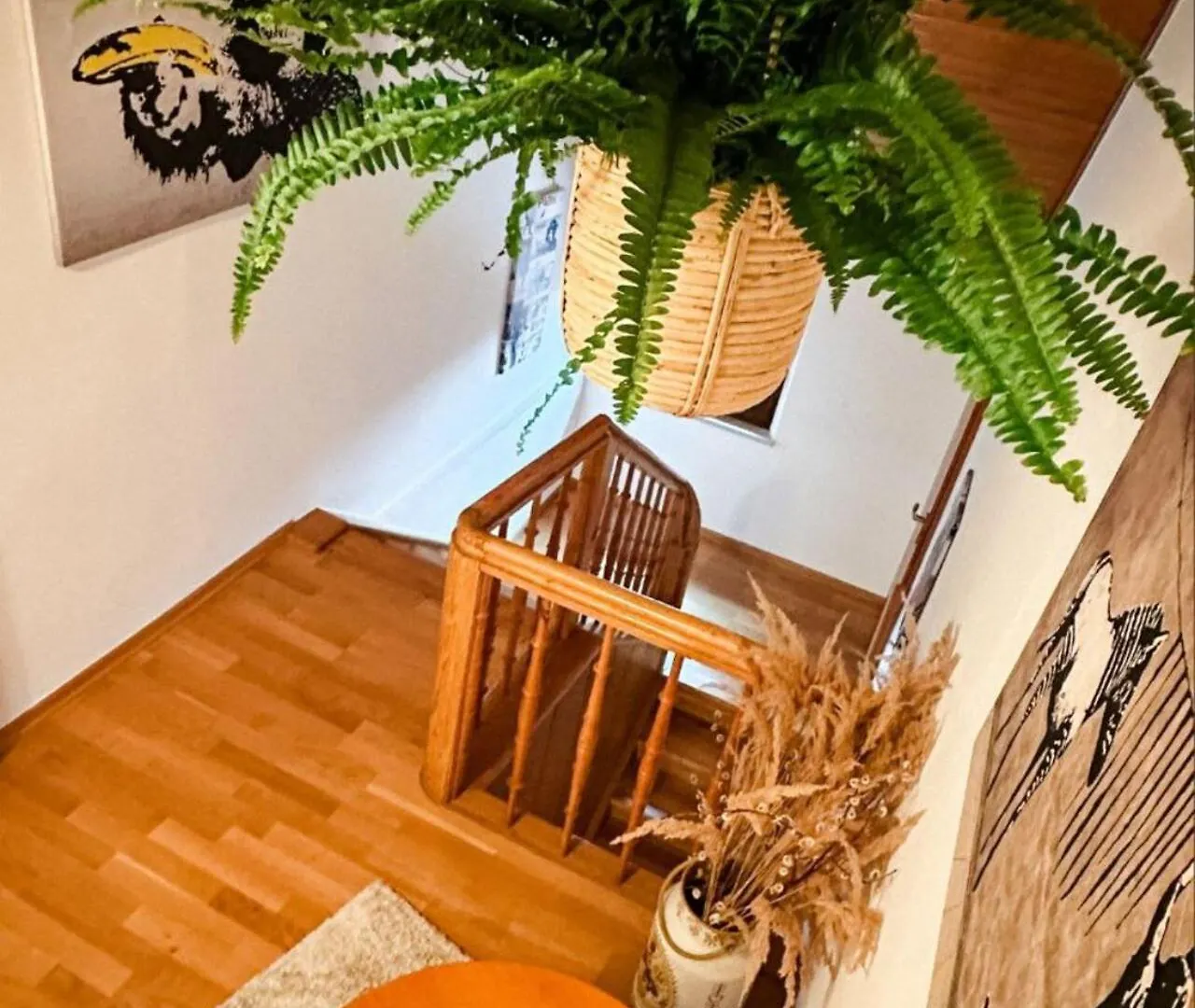 Sali Homes K39 Monte-Carlo -Spacious 6-Bedroom Apartment With Terrace And Garden Views In Bayreuth Ideal For Groups 0*,  Germany